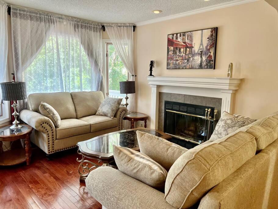 Villa Crescent Heights Majesty YYC Exterior foto
